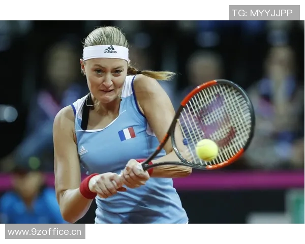 广州网球队在联合会杯积分榜上以60分稳居第一名展现强劲实力 广州网球队在联合会杯积分榜上以60分稳居第一名展现强劲实力