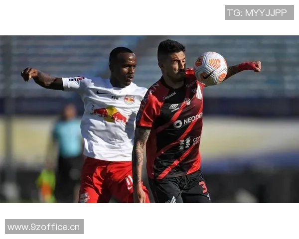 拉普拉塔大学与拉普拉塔体操的激烈对决揭示了足球的魅力与竞争的精神